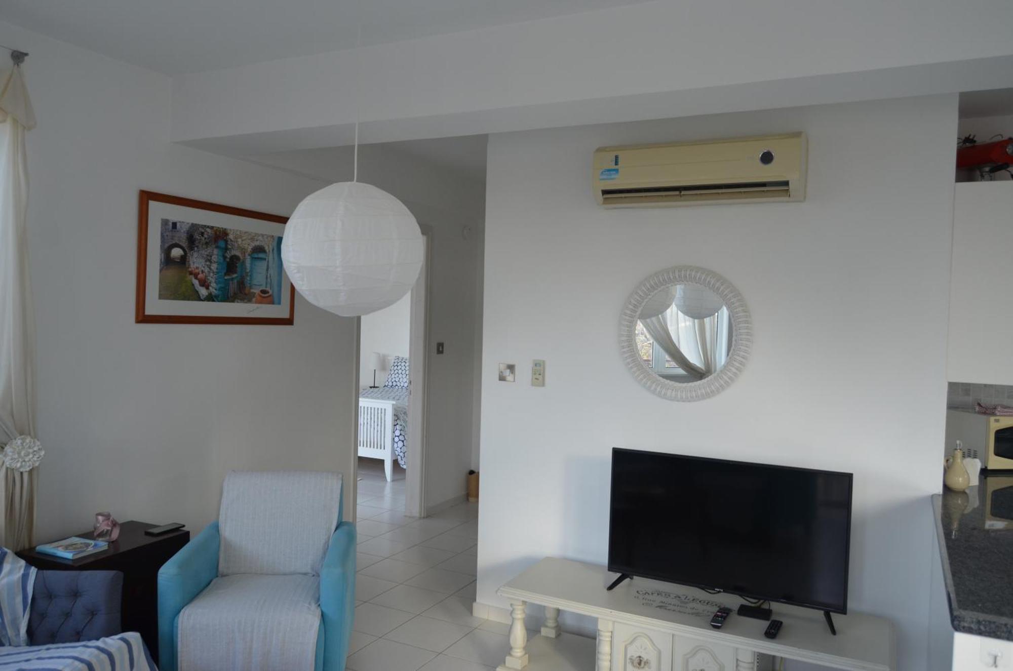 Ferienwohnung Mia'S Cove Paphos Exterior foto
